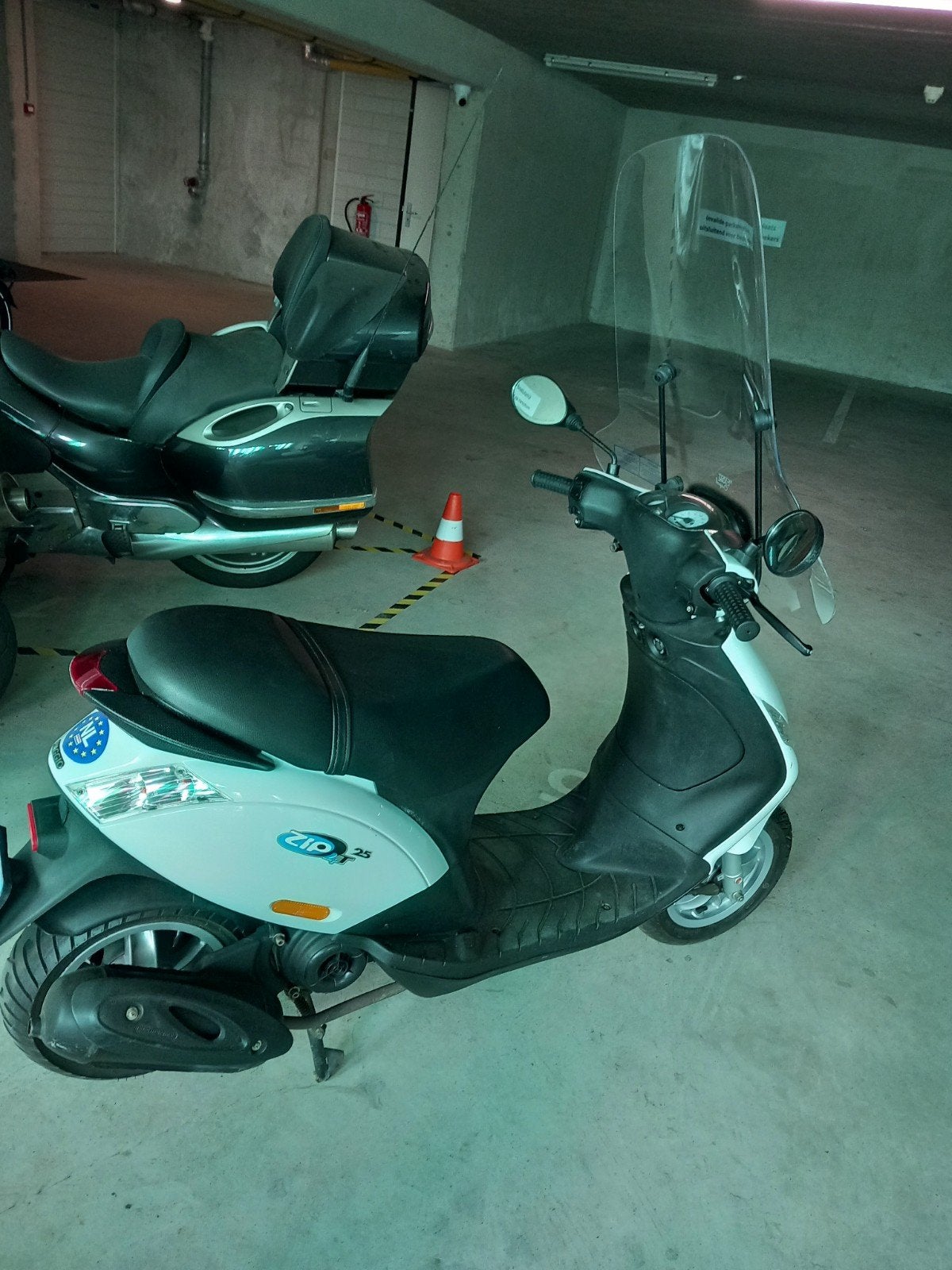 Piaggio Zip 4T 25km/u scooter - Wit, Ophalen