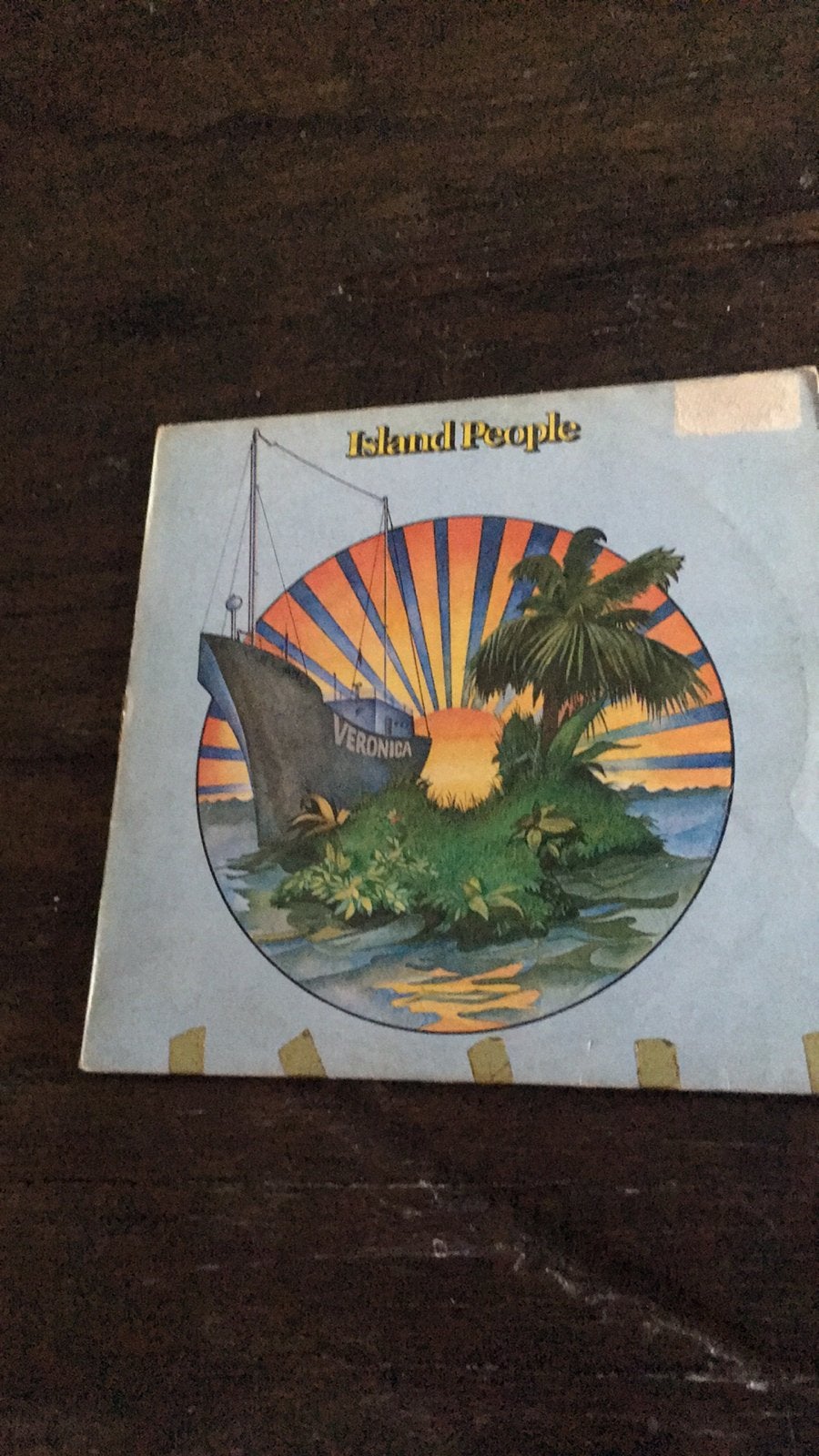 Island people, Ophalen of Verzenden