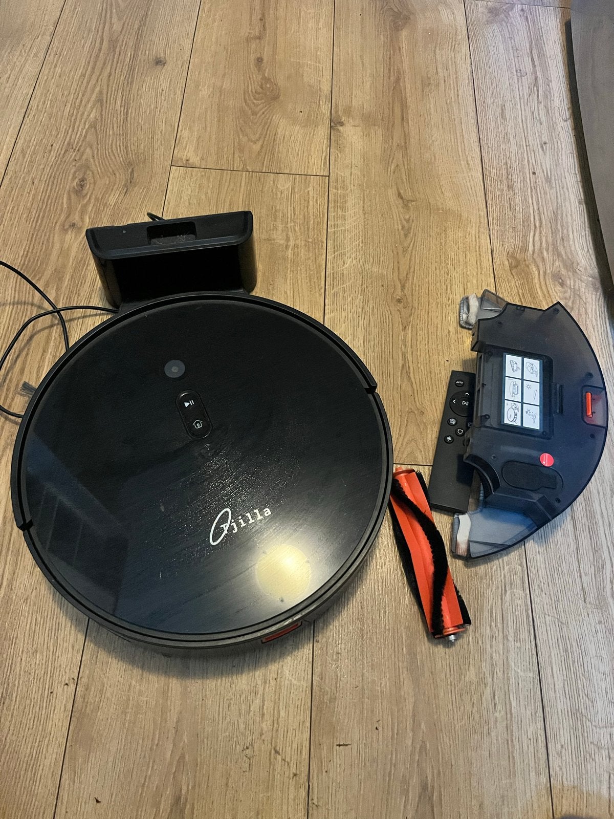 Tjilla C100 Robotstofzuiger - Ideaal voor huisdieren!, Overige merken, Gebruikt, Robotstofzuiger, Minder dan 1200 watt