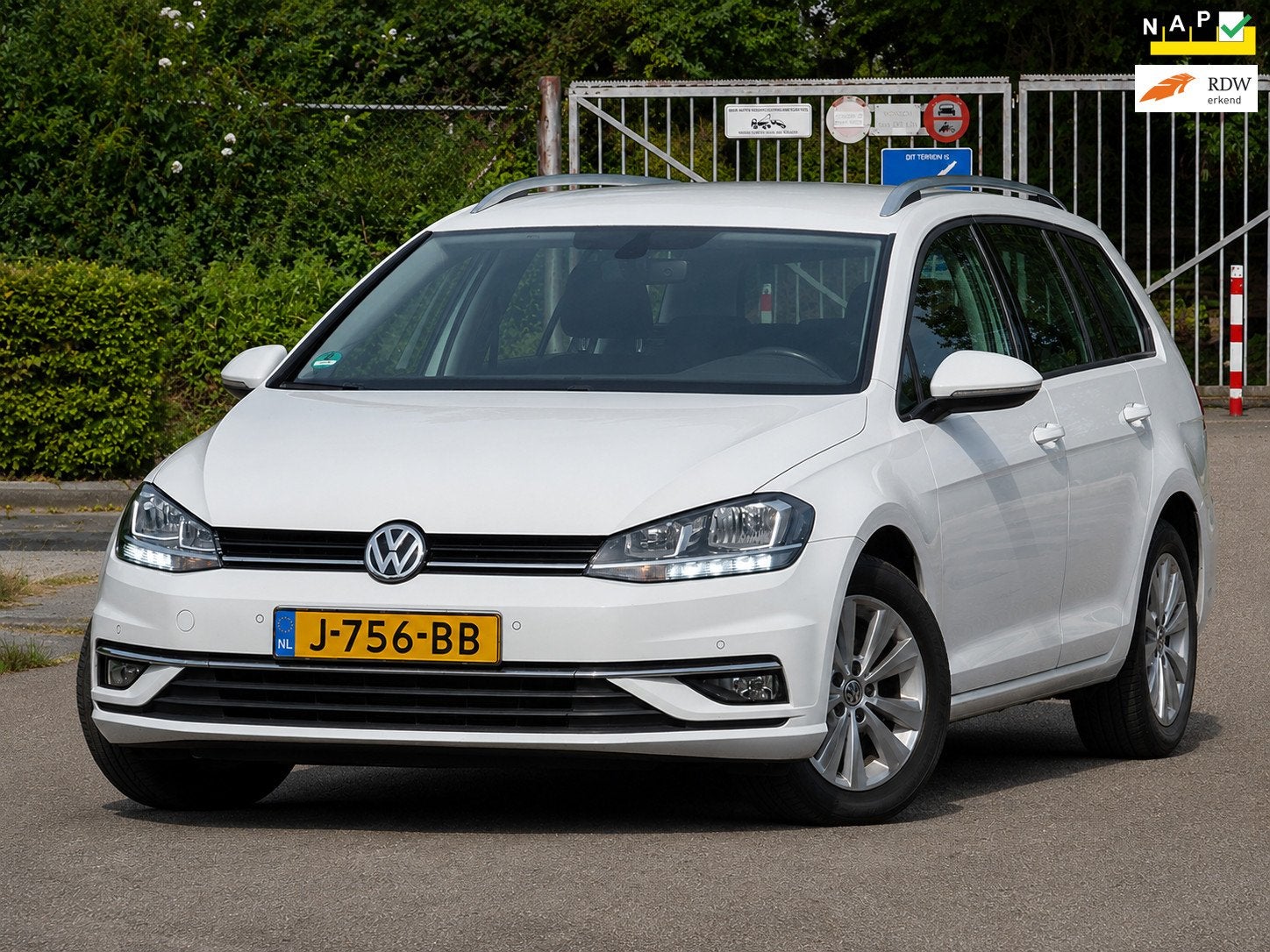 Volkswagen Golf Variant 1.6 TDI 1-EIGENAAR NAP/NAVI/CAMERA, Auto's, Voorwielaandrijving, Dealer onderhouden, Gebruikt, 4 cilinders