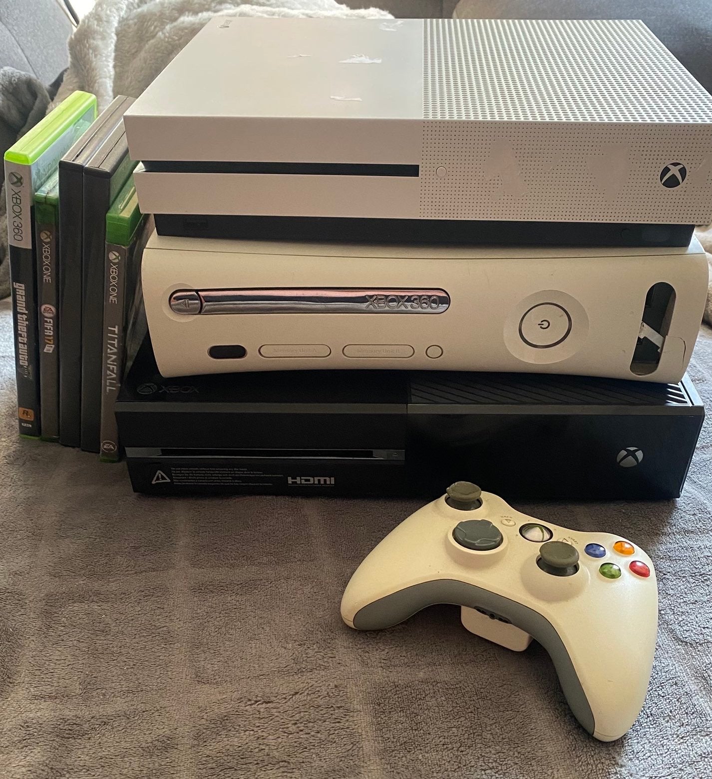 Xbox One, Xbox One S, Xbox 360 met controller en 5 spellen, Spelcomputers en Games, Ophalen of Verzenden, Gebruikt