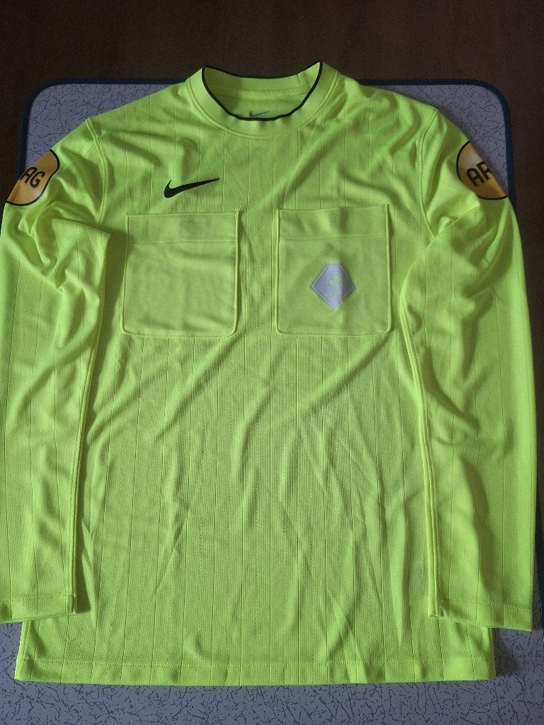 Scheidrechter shirt KNVB Neon Geel, Maat M, Ophalen, Zo goed als nieuw, Shirt