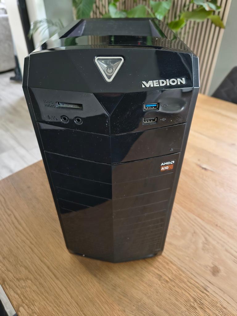 Medion PC MT22 (MED MT 8102) zonder HD, Ophalen, Gebruikt