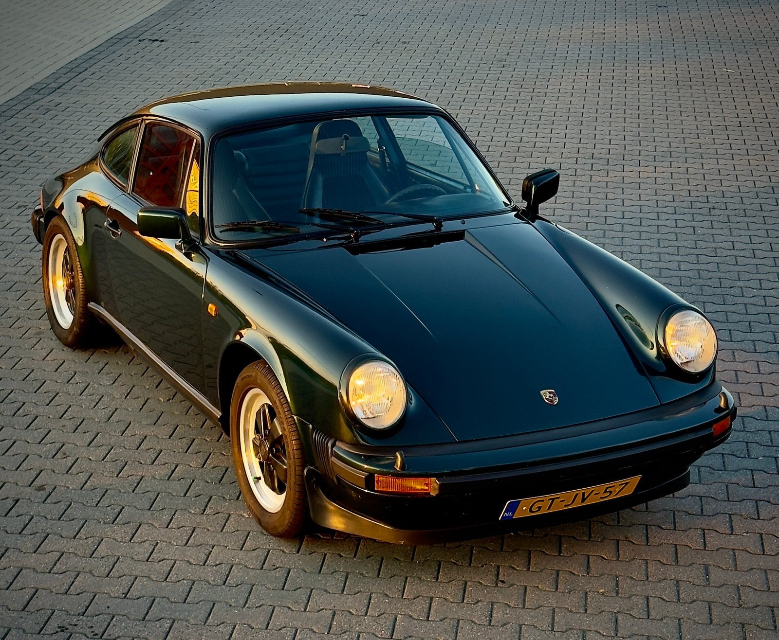 Porsche 911 3.0 SC Coupe 1979 | Matching Numbers |, 1140 kg, Achterwielaandrijving, Zwart, 2993 cc