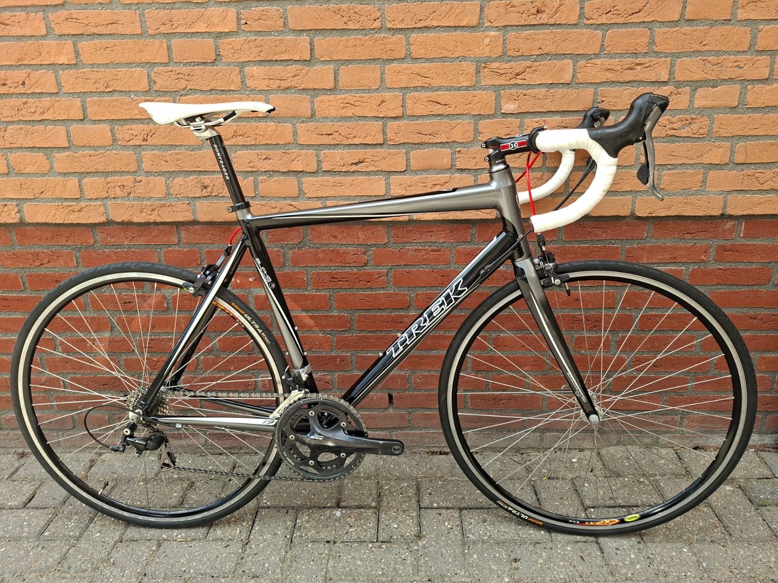 *** TREK 1.9 racefiets/ H58 / Shimano 105 / Bontrager ***, 28 inch, Gebruikt, Velgrem, Aluminium