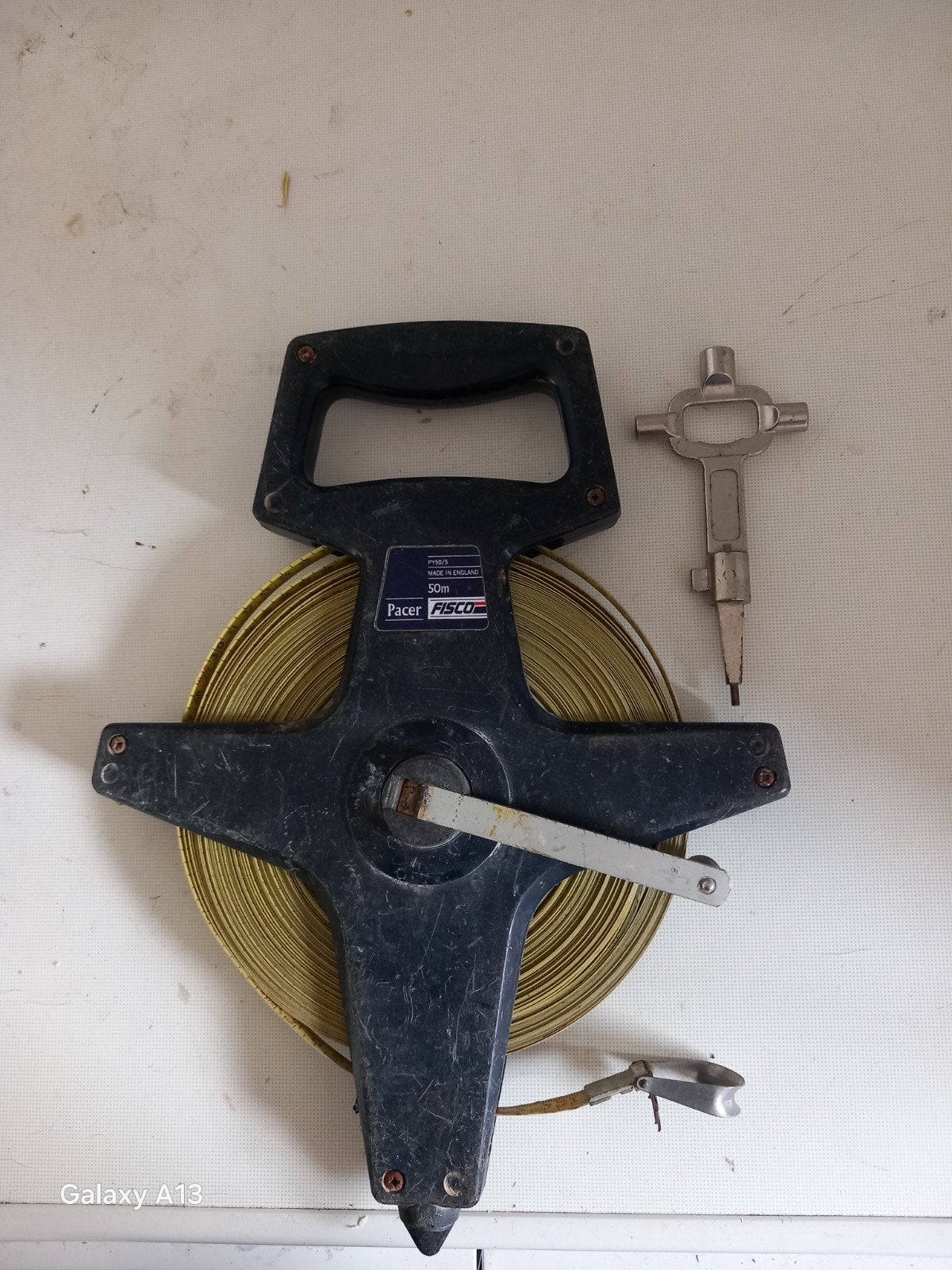Meetlint 50m en stratenmakersgereedschap, Ophalen of Verzenden, Gebruikt, Afstand