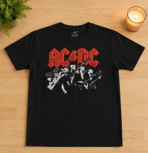 AC/DC T-shirt Zwart met Bandprint en Bliksemlogo, Zwart, AC/DC, Ophalen of Verzenden, Zo goed als nieuw