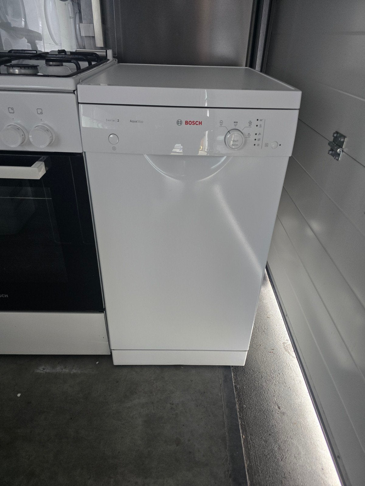 Keurige compacte Bosch Serie2 vaatwasser! Garantie! Witgood!, Bosch, Ophalen of Verzenden, Zo goed als nieuw, Kort programma