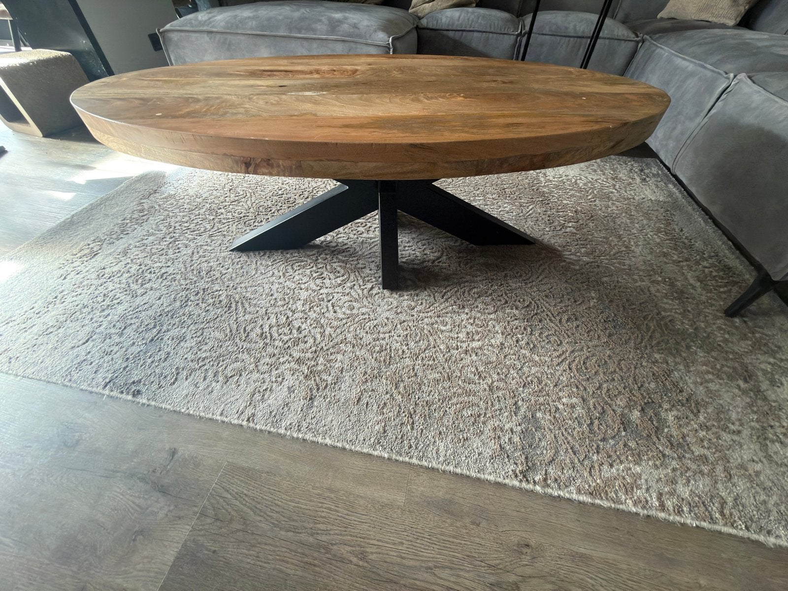 Salontafel ovaal mangohout met metalen onderstel, Ophalen, Gebruikt, Ovaal, Overige houtsoorten