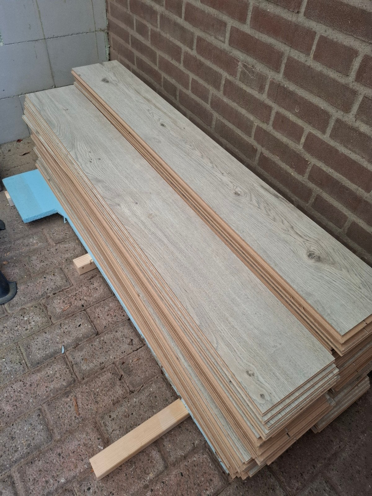 Laminaat, licht eiken van Hofmans Cuyk - ca. 17 m², Ophalen, 50 tot 150 cm, 10 m² of meer, 10 tot 30 cm