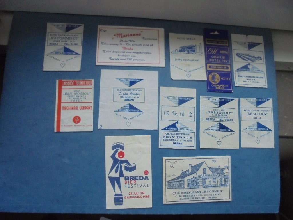 12 oude suikerzakjes met reclame / bedrijven uit BREDA, Ophalen of Verzenden, Nederland