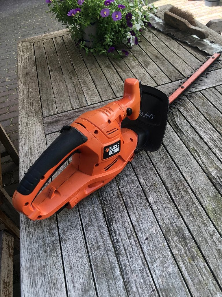 elektrische heggenschaar, Ophalen, Gebruikt, Elektrisch, Black & Decker