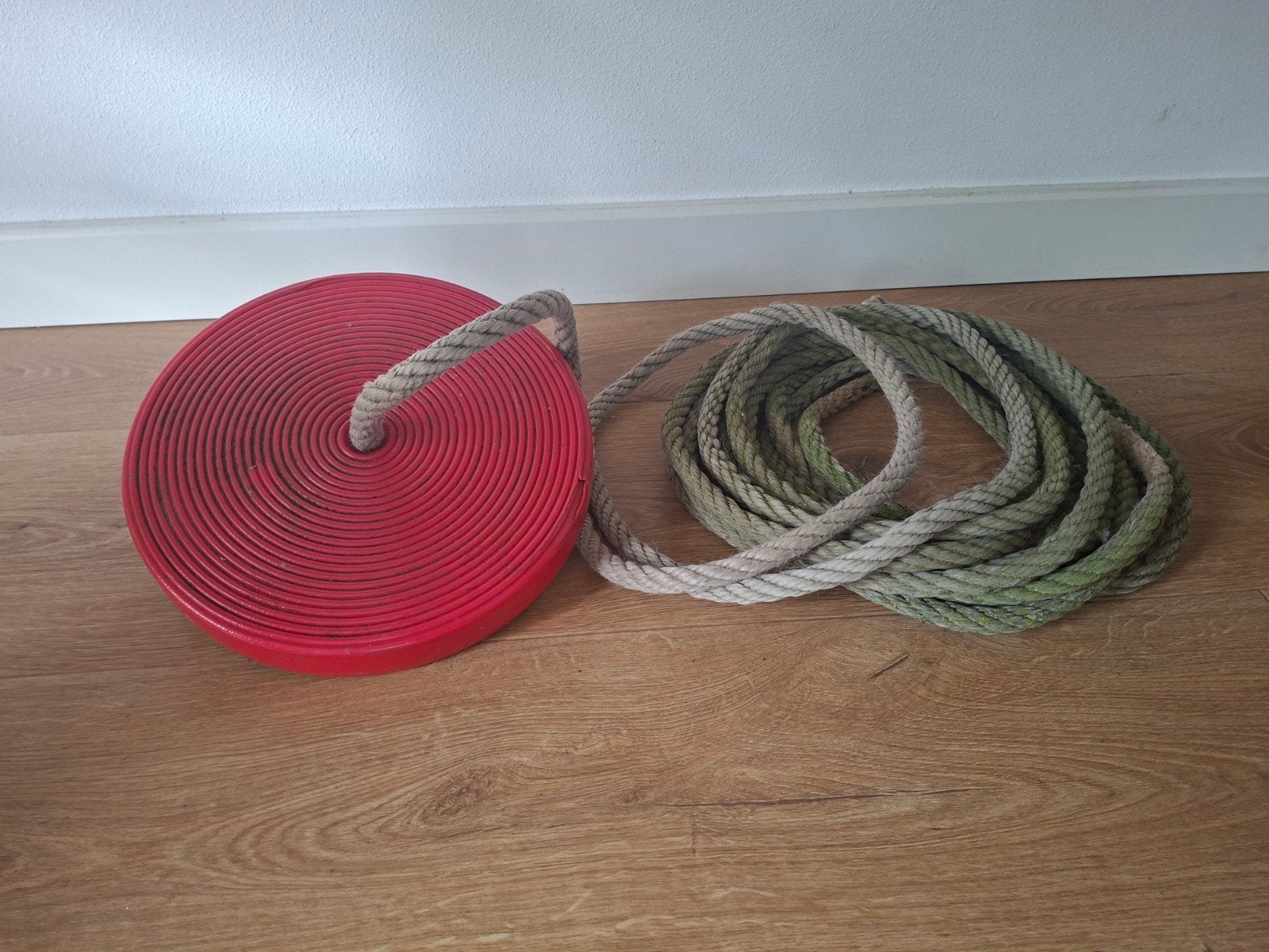 Schommel touw met schotelzitje, Kinderen en Baby's, Ophalen, Gebruikt, Schommel