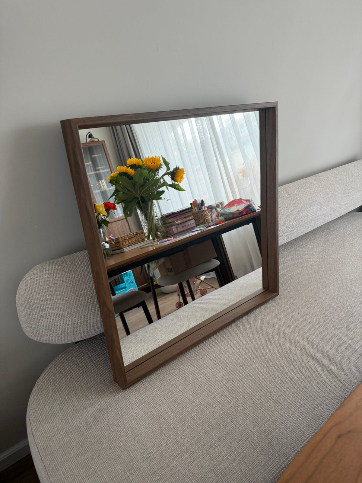 Nissedal ikea spiegel walnootpatroon 65x65cm vierkant zgan, Ophalen, Vierkant, Zo goed als nieuw, Minder dan 100 cm