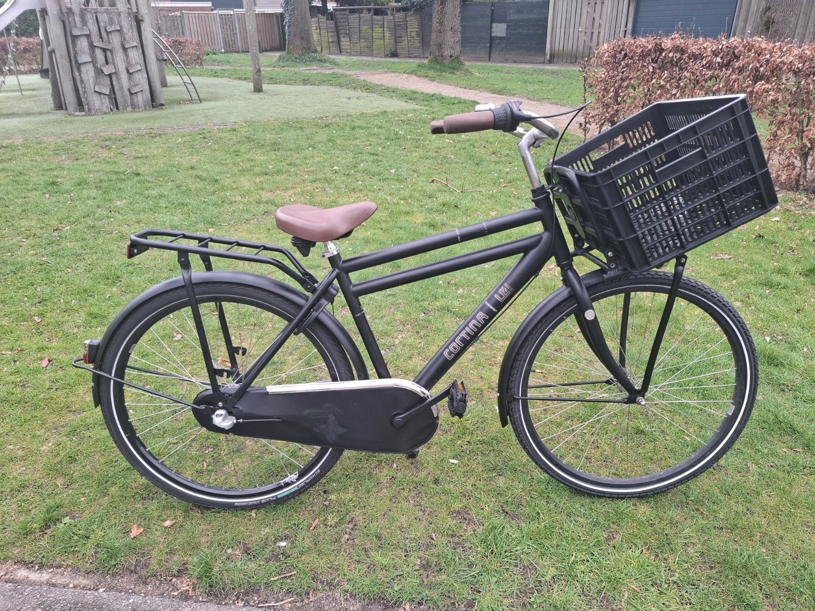 Zwarte cortina U4 jongensfiets 24INCH 3 versnellingen, Fietsen en Brommers, Fietsen | Jongens, Ophalen, Gebruikt, 24 inch, Versnellingen