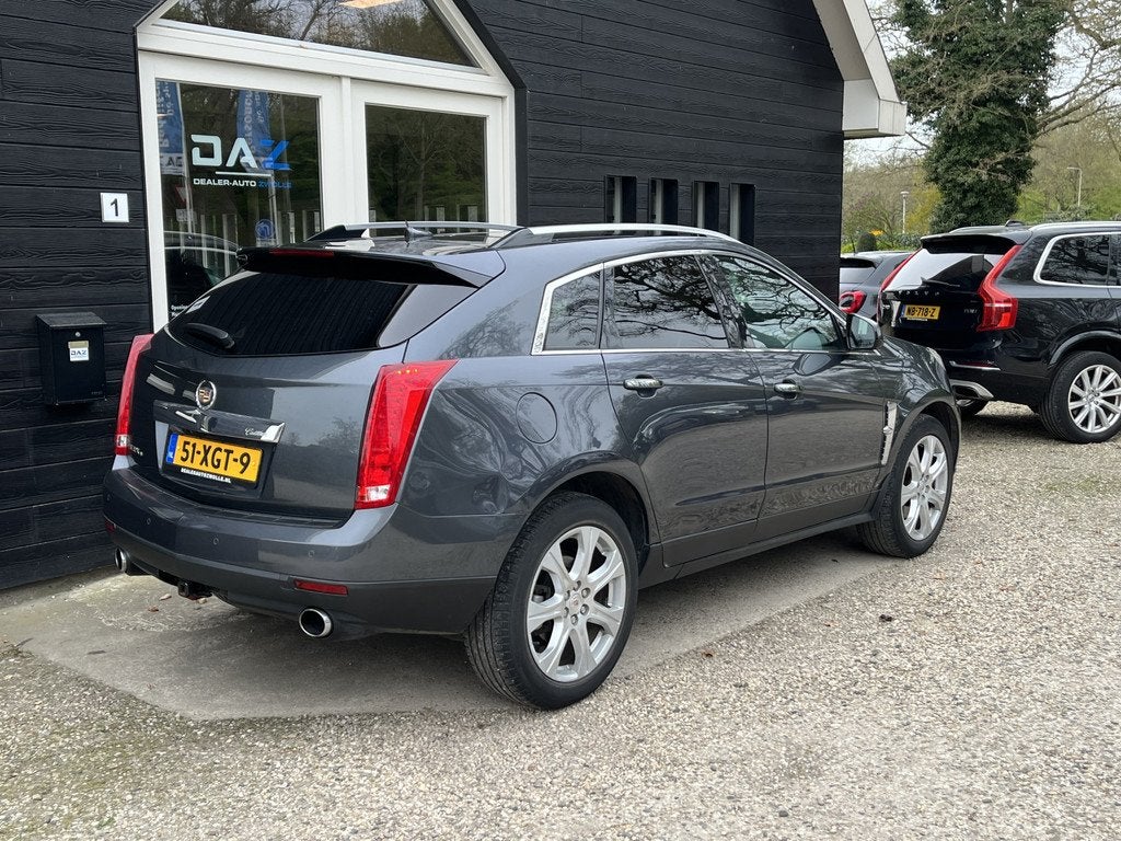 Cadillac SRX 3.0 V6 AWD Sports Luxury Aut/Ecc/Leer/Navi/Pano, Auto's, Cadillac, Automaat, Euro 5, Gebruikt, Zwart