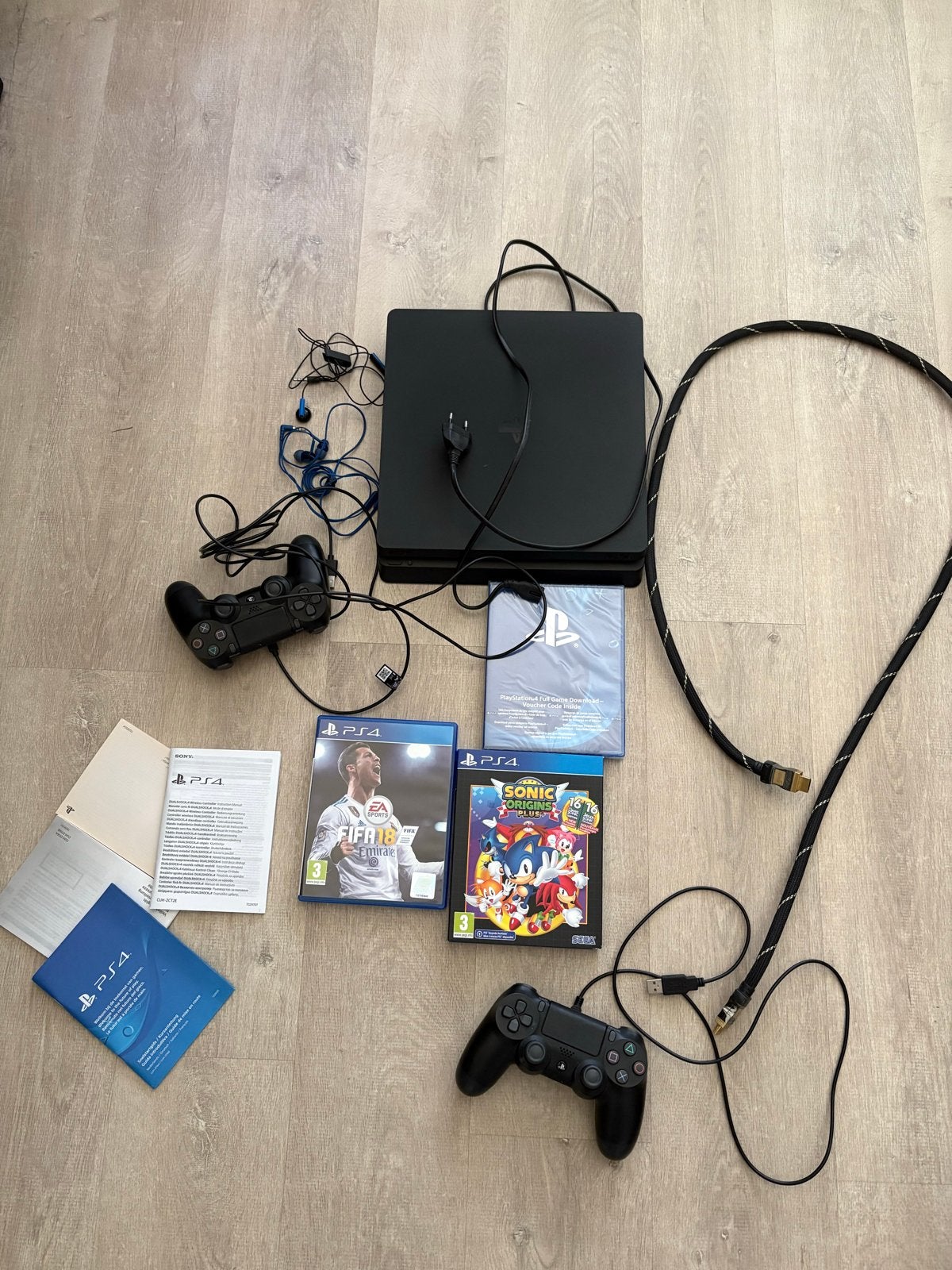 PlayStation 4 Slim met 2 controllers en 2 games, Ophalen, Met 2 controllers, Slim, 500 GB