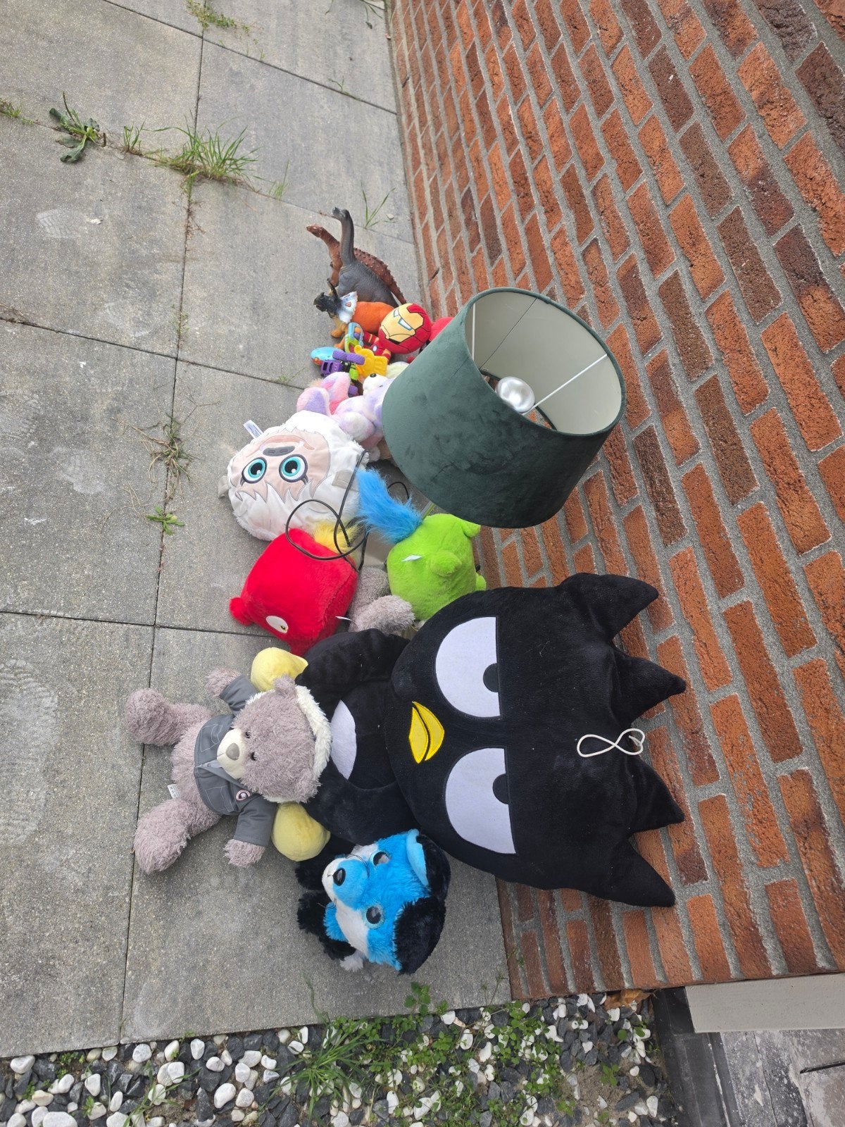 Diverse knuffels en een lampenkap, Ophalen, Gebruikt, Beer, Middelgroot (20 tot 80 cm)
