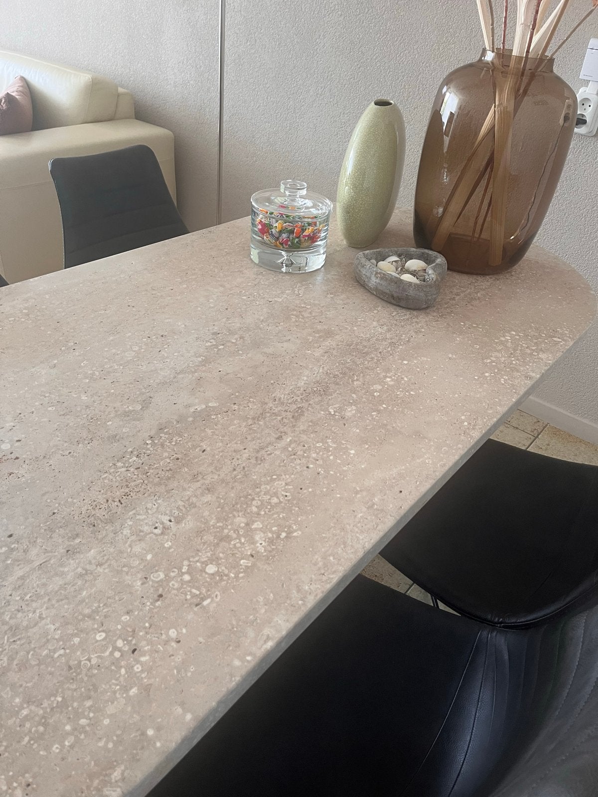 Kasbah Design Eettafel Zola Travertin 180x80x75 cm, Huis en Inrichting, Tafels | Eettafels, Overige materialen, Zo goed als nieuw