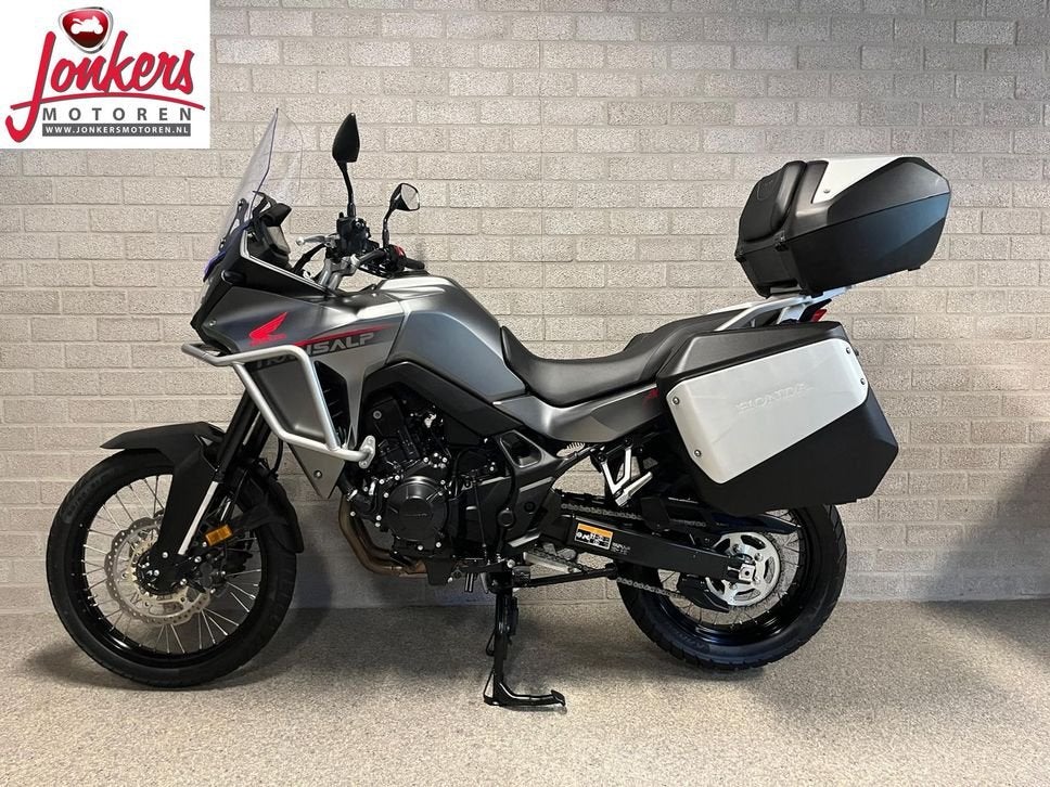 HONDA XL 750 TRANSALP (bj 2024), Motoren, Motoren | Honda, 2 cilinders, HONDA, Motorrijbewijs A, Bedrijf