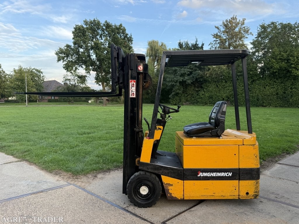 KOOPJE! Jungheinrich 1500KG 3-delige mast freelift Sideshift