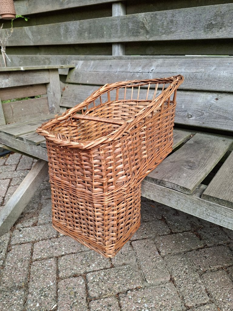 Poppen fietsmand, Ophalen, Zo goed als nieuw, Babypop