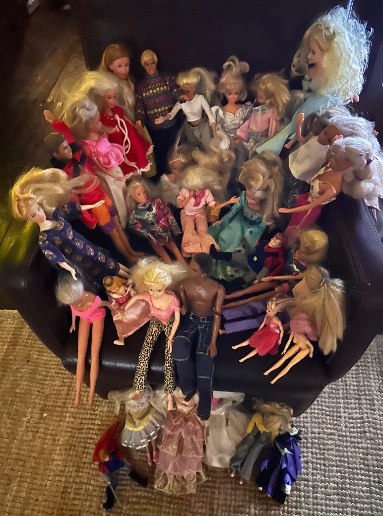 Grote partij Barbiepoppen ( barbies ) met veel accessoires, Ophalen, Gebruikt, Jongen of Meisje