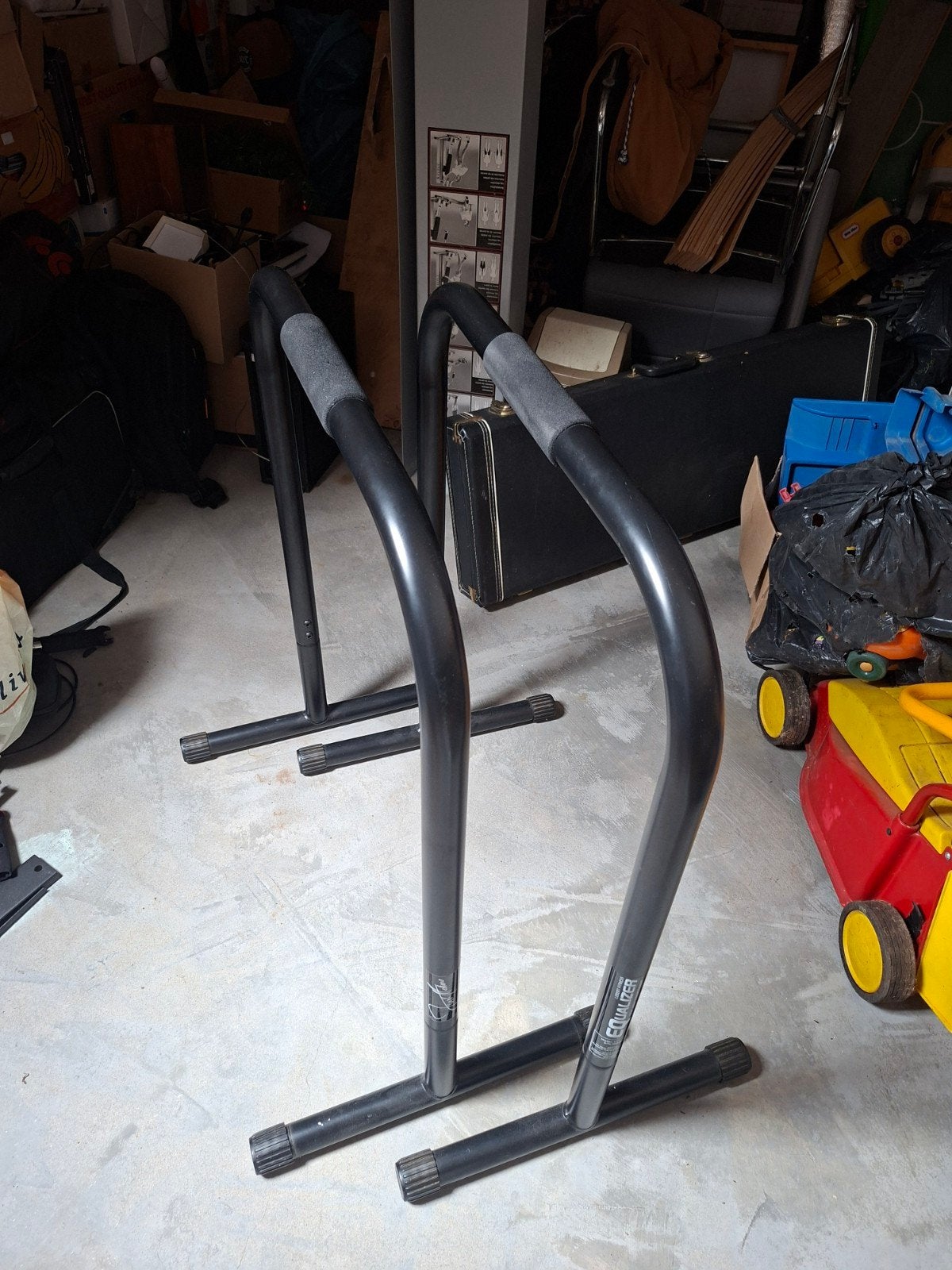 Equalizer Dip Station - Perfect voor Krachttraining, Ophalen, Gebruikt, Krachtstation, Metaal