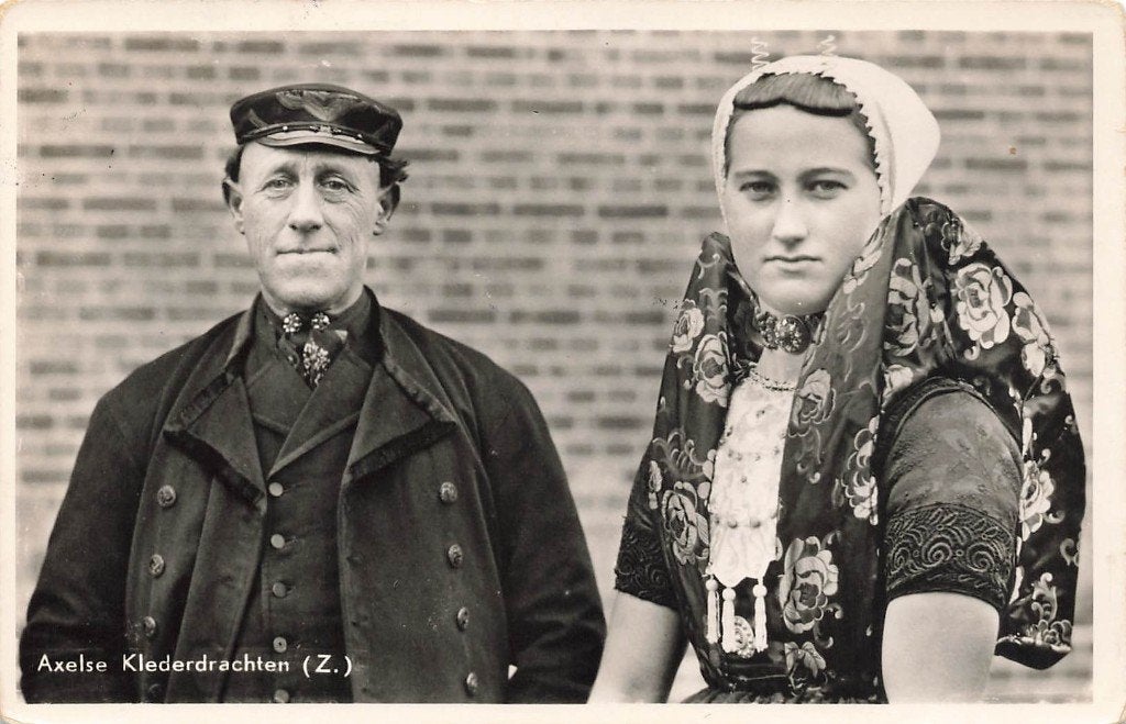 Axelse Klederdrachten, Ophalen of Verzenden, 1940 tot 1960, Gelopen, Zeeland