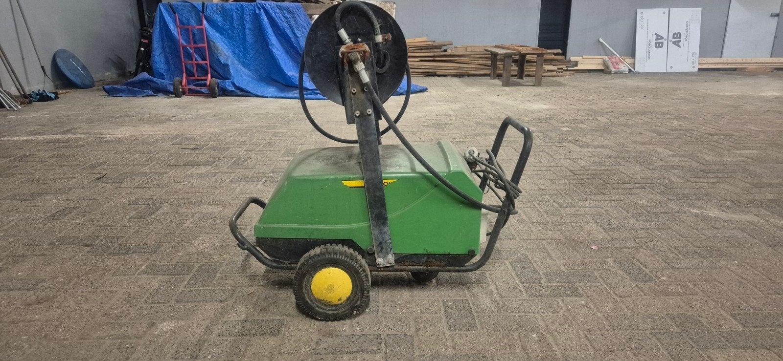 Hogedrukreiniger,  john deere, hogedrukspuit. Met haspel, Gebruikt, Met regelbare waterdruk, Elektrisch, Ophalen
