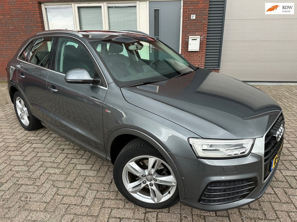 Audi Q3 2.0 TFSI quattro Sport Pro Line S / Pano / Leder / N, Automaat, 15 km/l, Gebruikt, 4 cilinders