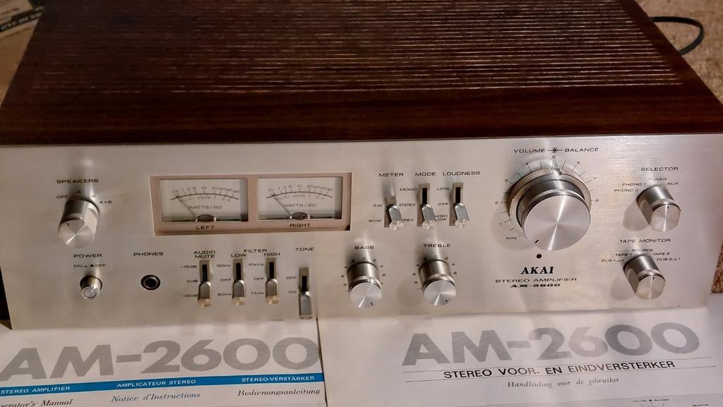 AKAI AM 2600 versterker, Audio, Tv en Foto, Versterkers en Receivers, Ophalen, Minder dan 60 watt, Overige merken