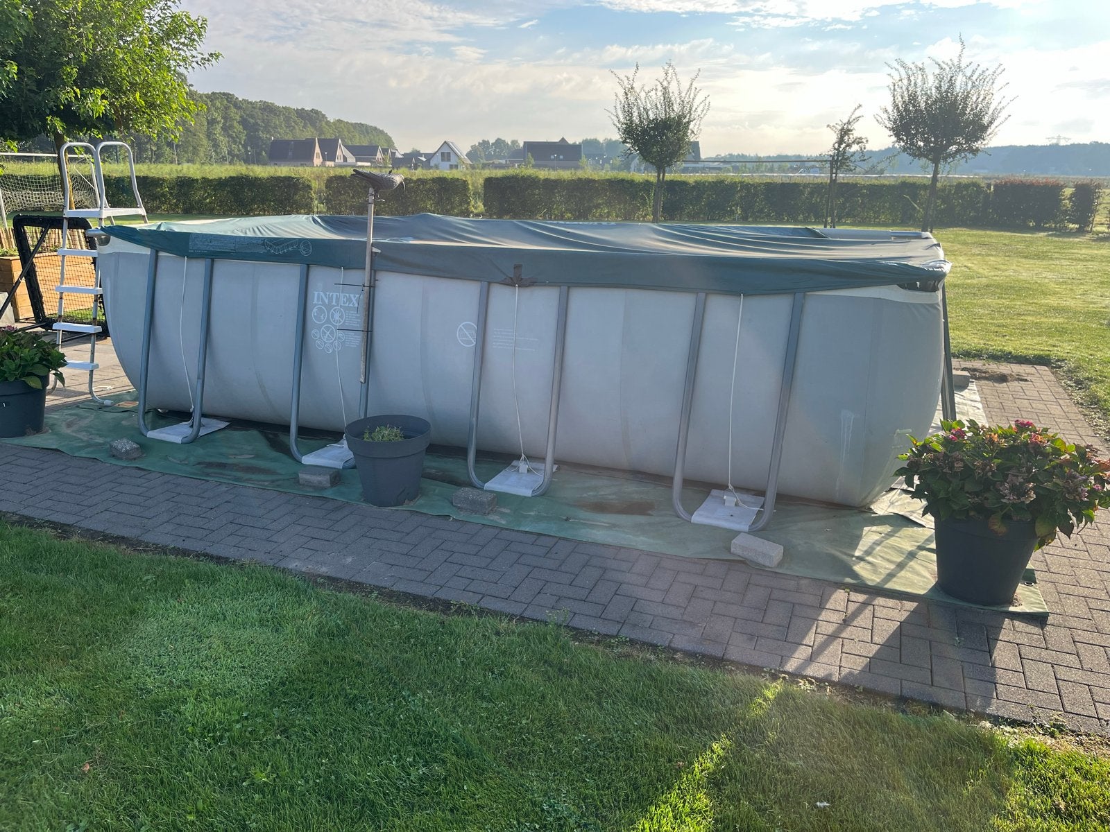 Intex rechthoekig zwembad 549x274x132 met warmtepomp, Gebruikt, 200 tot 300 cm, Rechthoekig, Ophalen