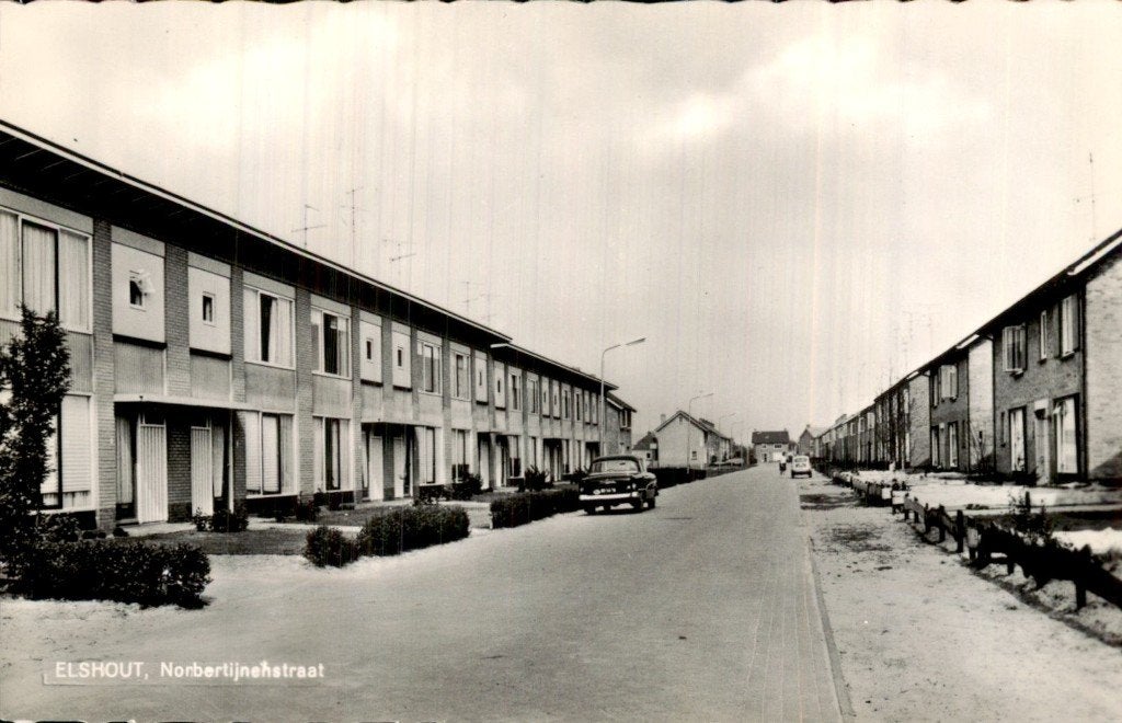 Elshout - Norbertijnenstraat - Straatbeeld, Ophalen of Verzenden, 1960 tot 1980, Ongelopen, Noord-Brabant
