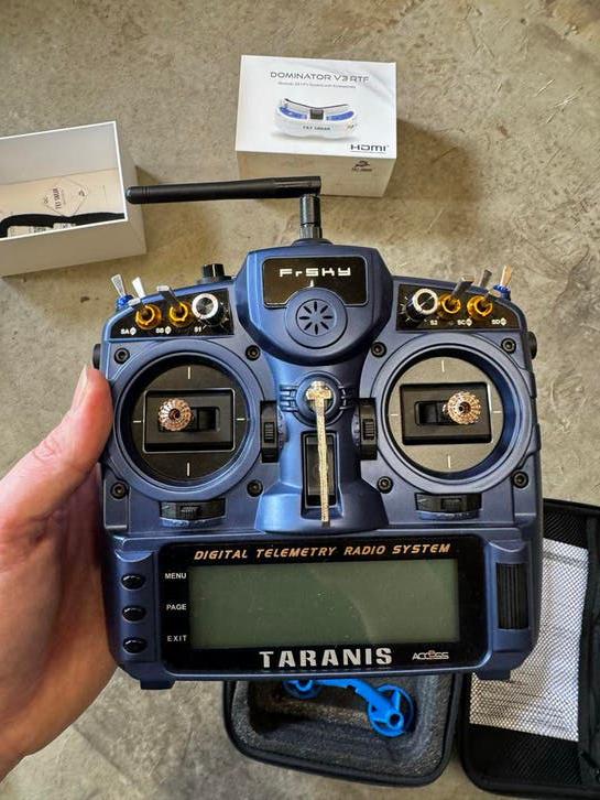 FrSky Taranis X9D Plus Zender met Koffer en Accessoires, Ophalen of Verzenden, Zo goed als nieuw