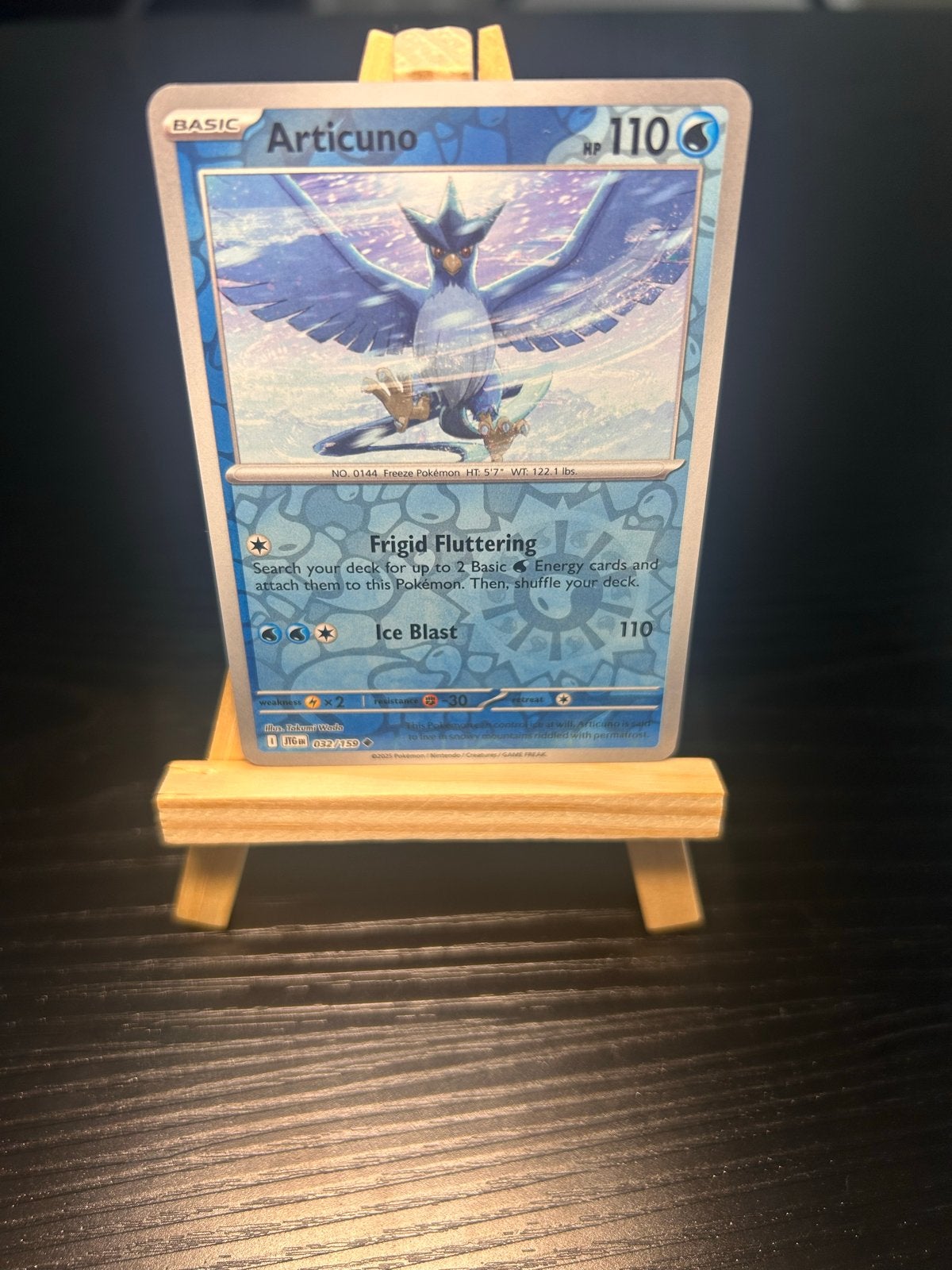 Articuno reverse holo Pokémon kaart met sleeve, Ophalen of Verzenden, Zo goed als nieuw, Losse kaart, Foil