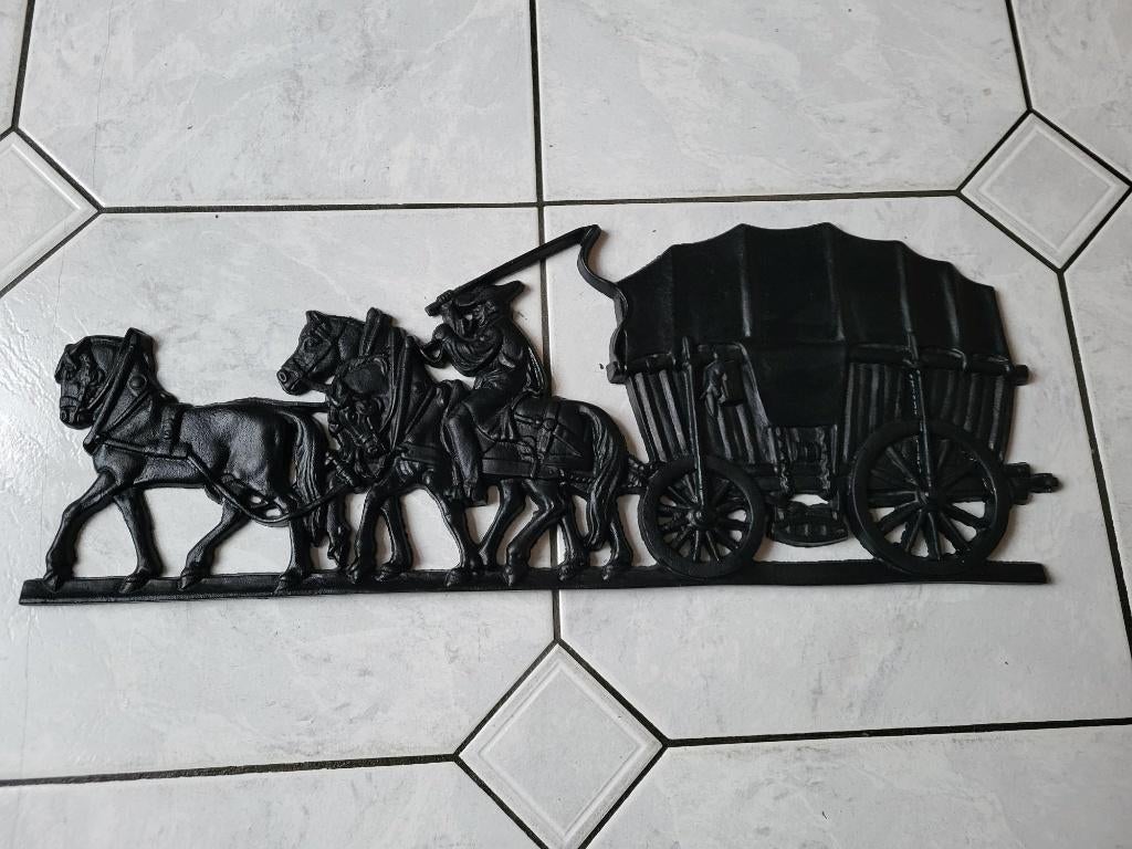 Gietijzeren wandversiering "de koetsier", Antiek en Kunst, Ophalen