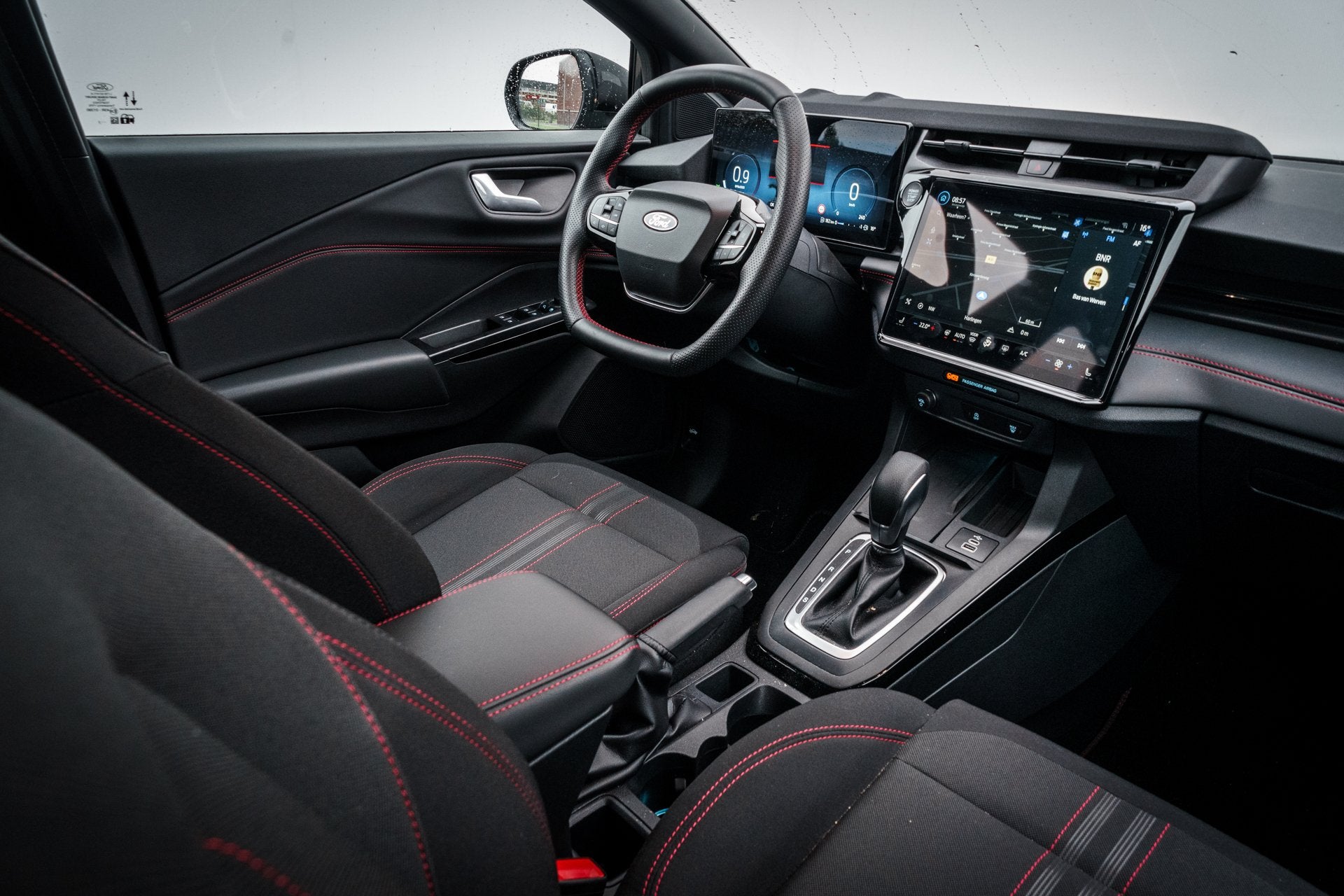 Ford Puma 1.0 125 PK EcoBoost Hybrid ST-Line X | Automaat |, Dealer onderhouden, Met garantie (alle), Zwart, Bedrijf