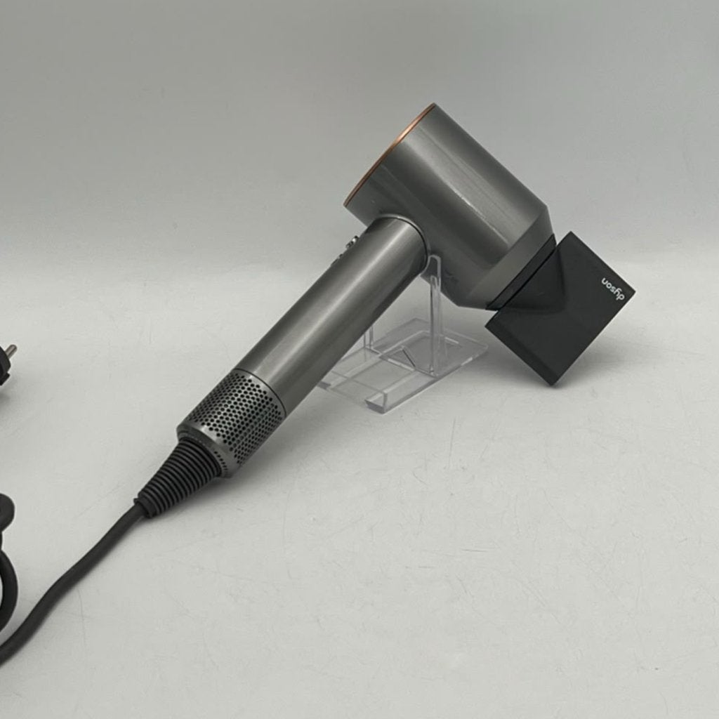 Dyson SuperSonic Origin HD07 Föhn - Nette staat, Dyson, Zo goed als nieuw, Support@dyson.com, Tetbury Hill
Malmesbury, Wiltshire SN16 0RP
United Kingdom
