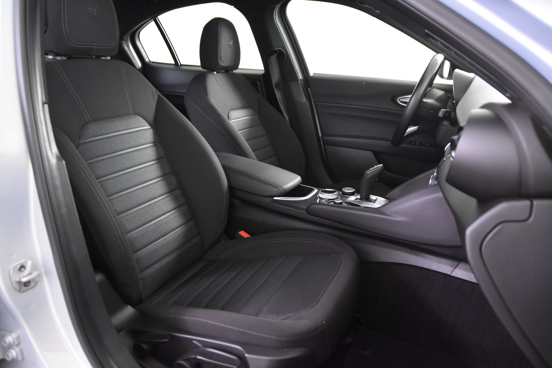 Alfa Romeo Giulia 2.2 Super Turbo Diesel *1ste eigenaar*Navi, Auto's, Alfa Romeo, Automaat, 745 kg, 4 cilinders, 160 pk