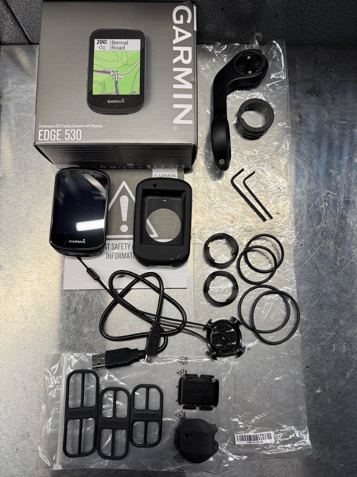 Garmin Edge 530 sensor Bundle, Ophalen of Verzenden, Draadloos, Zo goed als nieuw