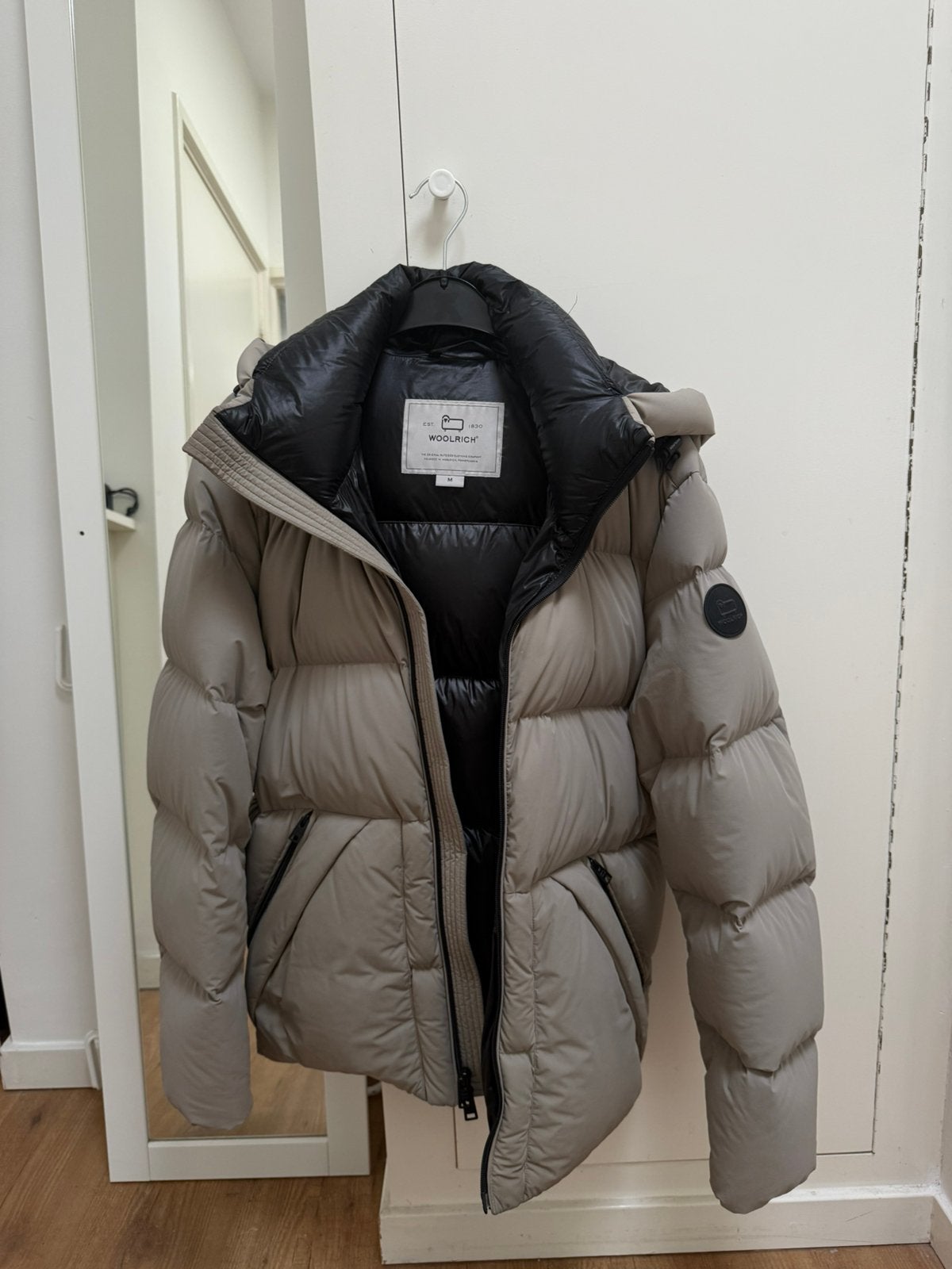 Woolrich Sierra donsjack, maat M, Kleding | Heren, Jassen | Winter, Ophalen of Verzenden, Zo goed als nieuw
