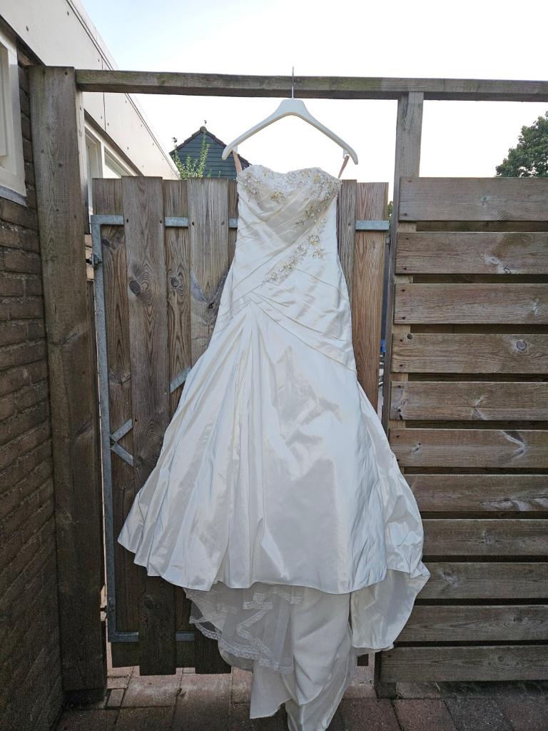 Trouwjurk maat 38, Ophalen of Verzenden, Zo goed als nieuw, Wit, Trouwjurk
