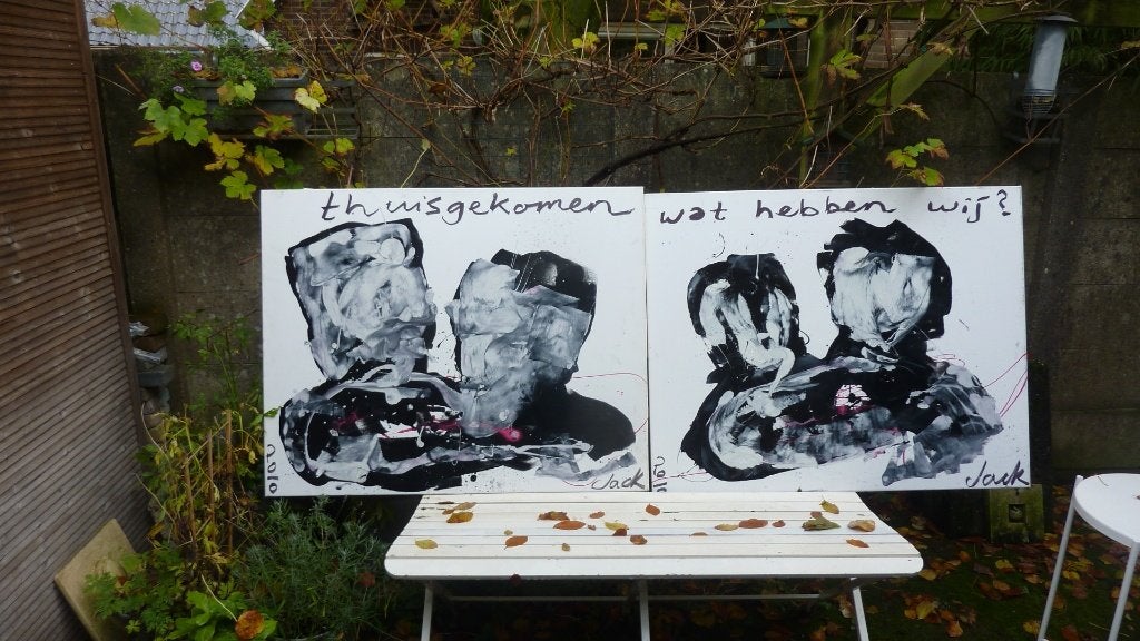 2 schilderijen Jack Liemburg, Thuisgekomen en Wat hebben wij, Ophalen, Abstract