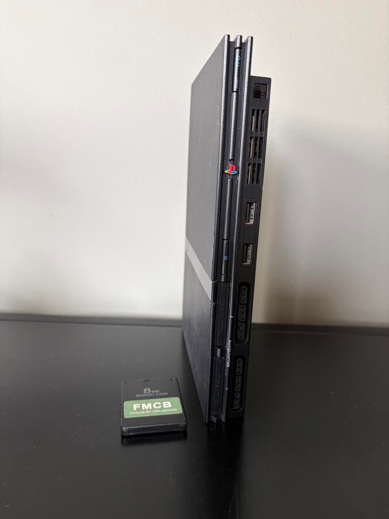 PlayStation 2 slim, Spelcomputers en Games, Spelcomputers | Sony PlayStation 2, Ophalen, Zo goed als nieuw, Met 1 controller