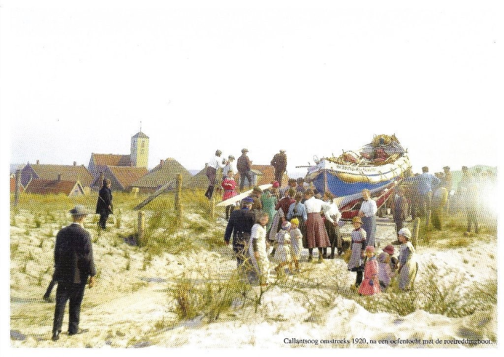 Ansichtkaart  	KNRM 200 jaar Redders op Zee	Callantsoog, Verzenden, 1980 tot heden, Ongelopen, Voertuig