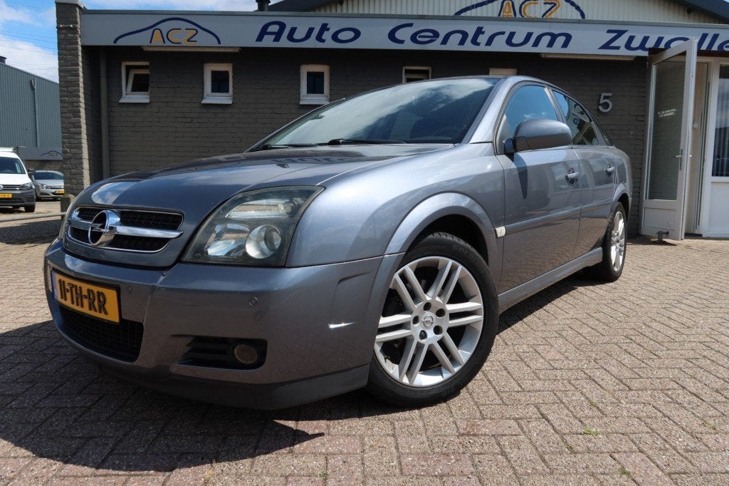 Opel VECTRA 2.2-16V ELEGANCE , NAVI, TREKHAAK ENZ..., Parkeersensor, Gebruikt, 715 kg, Vectra