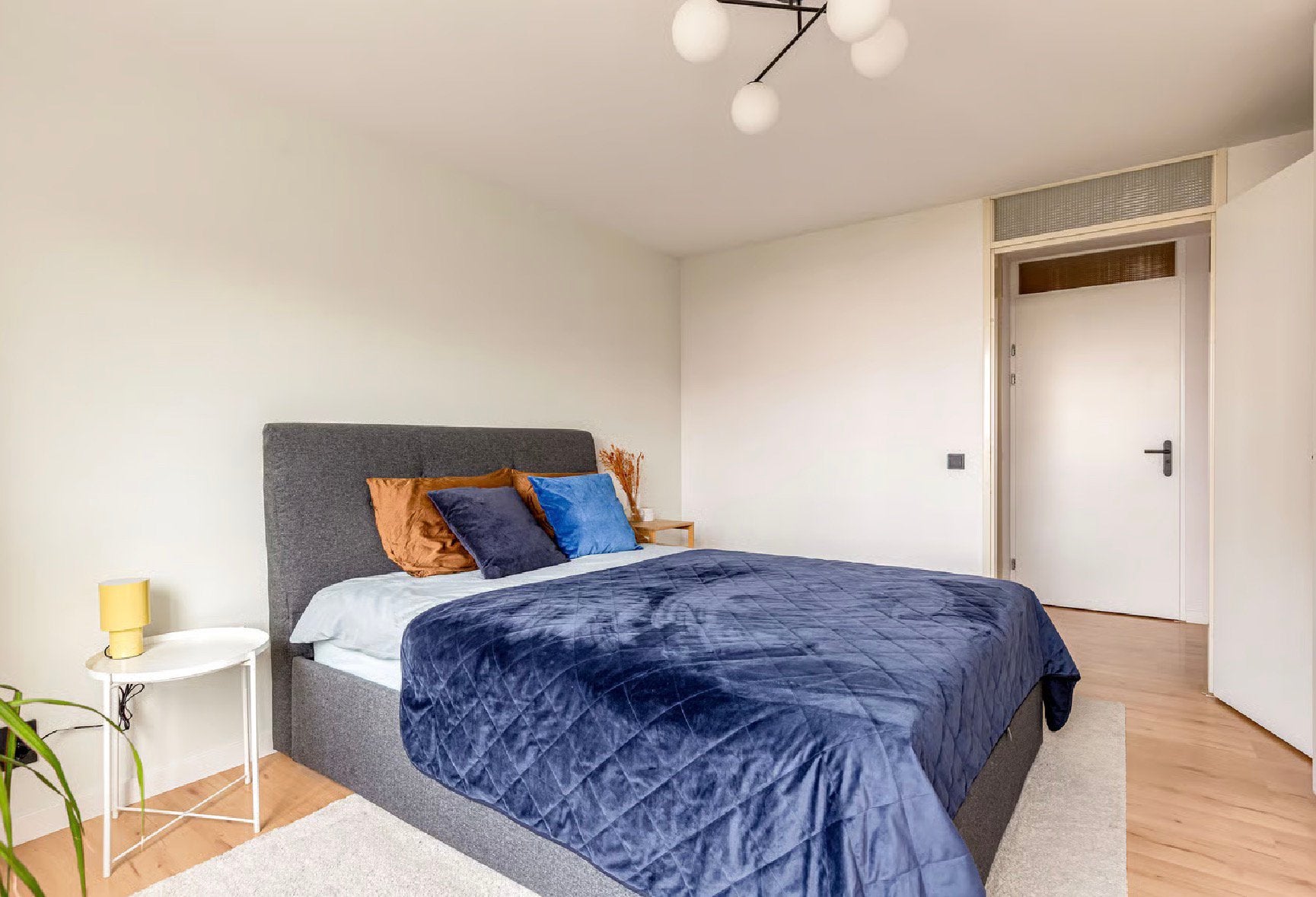 IKEA IDANÄS bedframe met opbergruimte 160x200 donkergrijs, Ophalen, Tweepersoons, Zo goed als nieuw, 200 cm