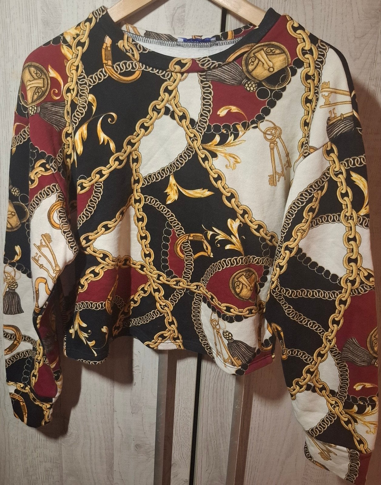 Zeer gave croptop/trui met kettingprint - Maat M, Ophalen of Verzenden, Zo goed als nieuw, Maat 38/40 (M), Meerkleurig