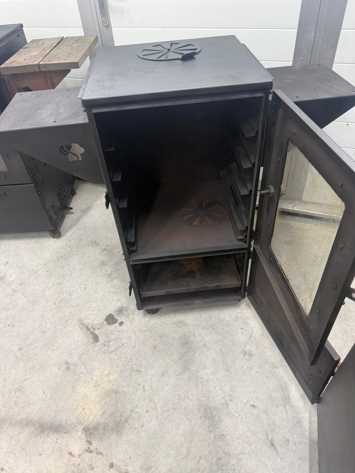 Leuke buiten kachel of bbq merk le maitre, Ophalen, Gebruikt, Minder dan 50 cm